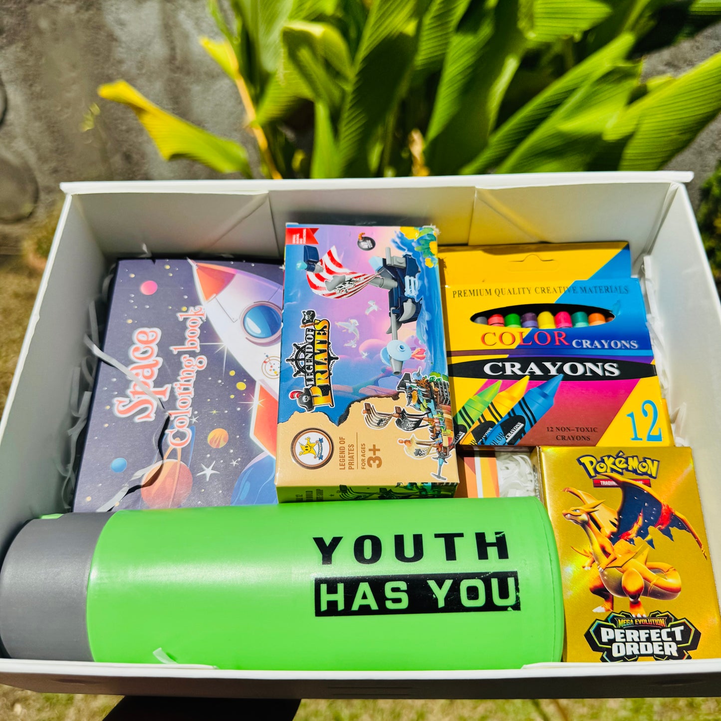 👦🏽 Boy Activity Box – Assorted