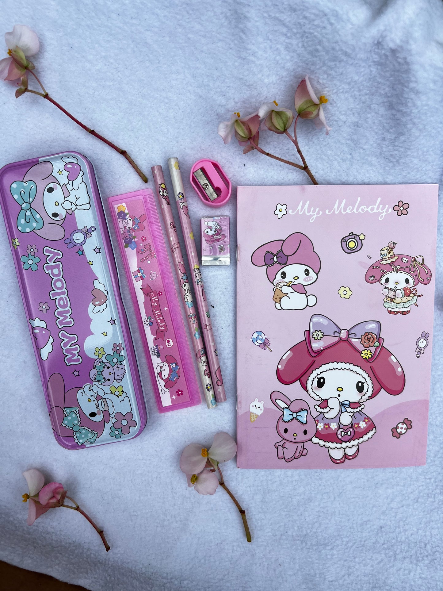 Stationery Set( Kuromi, Cinnamaroll, My Melody)
